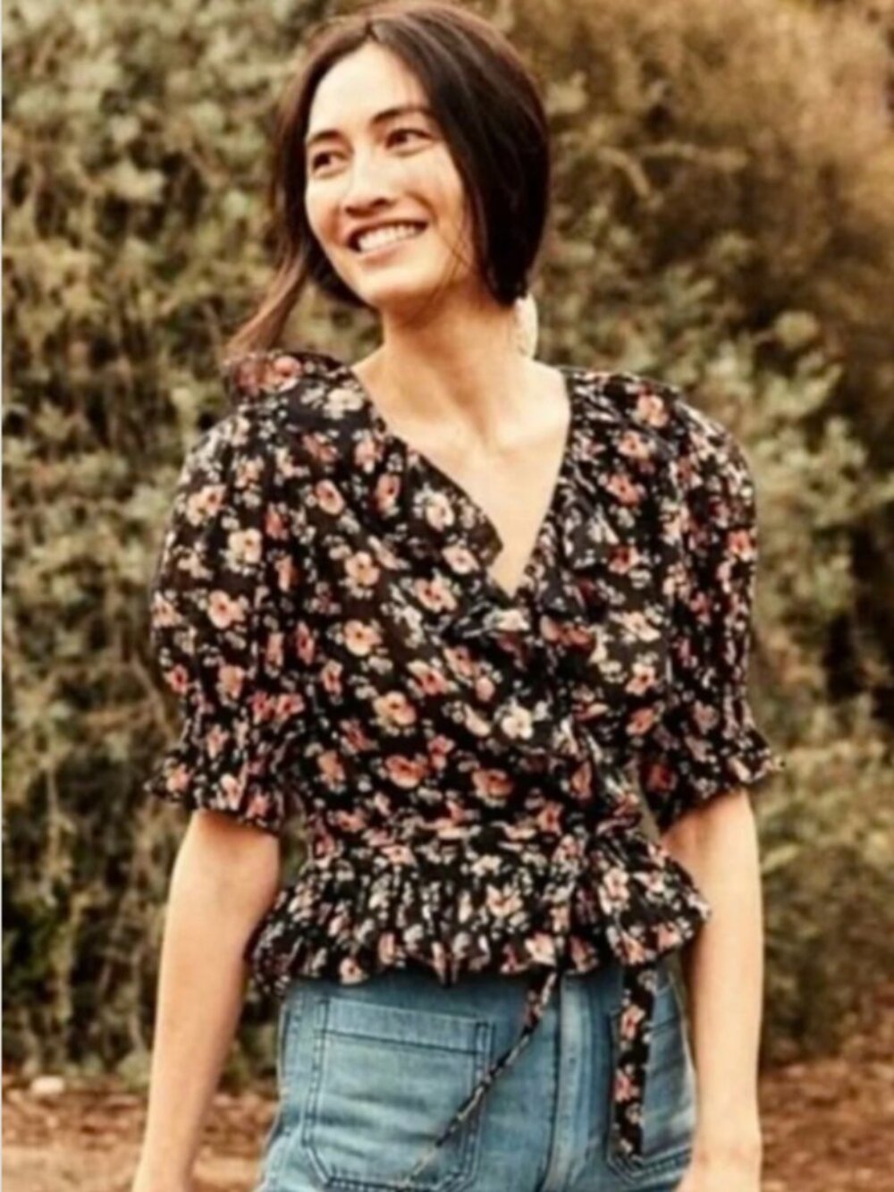 Doen Viola Top in Black Poppy